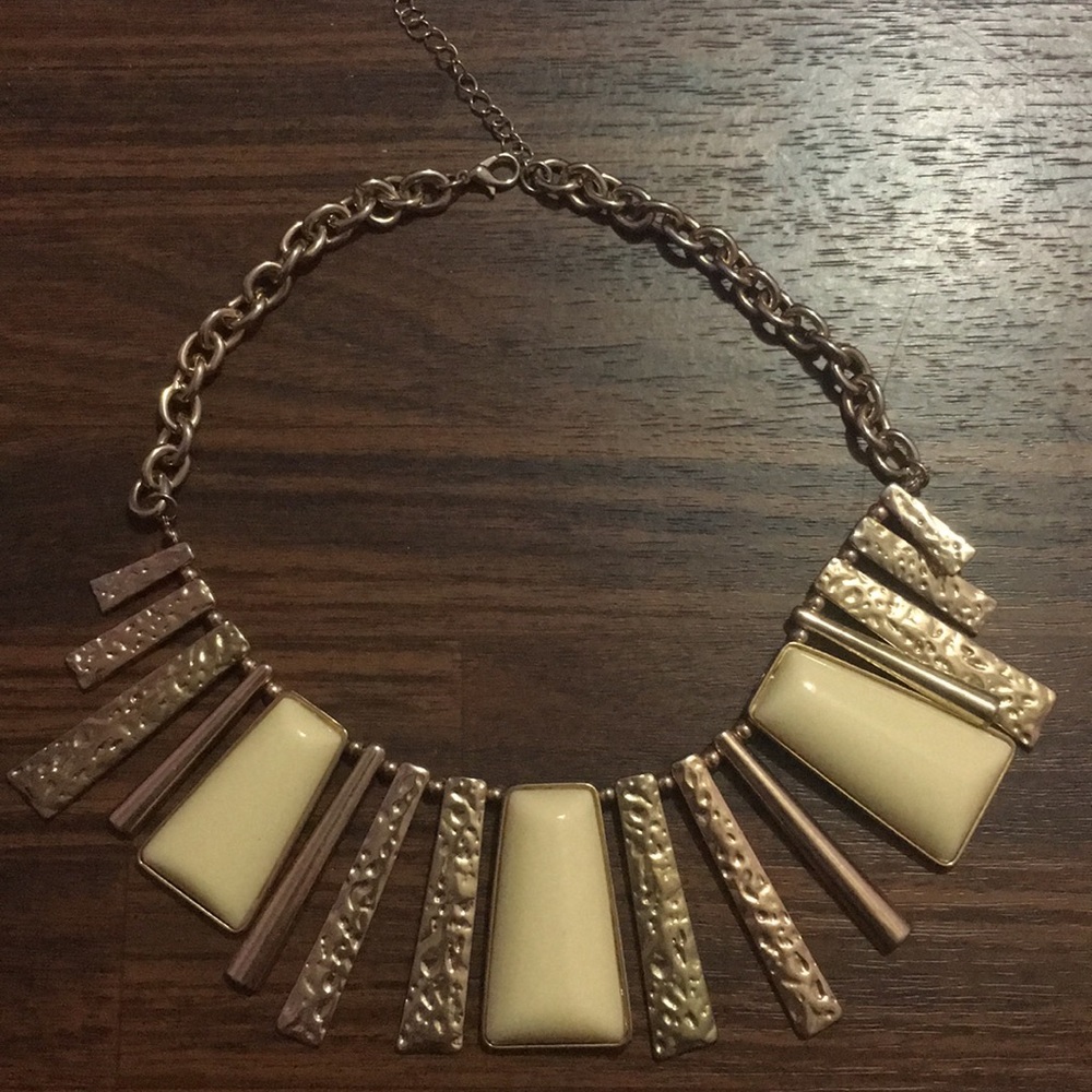 Forever 21 Faux Gold Necklace